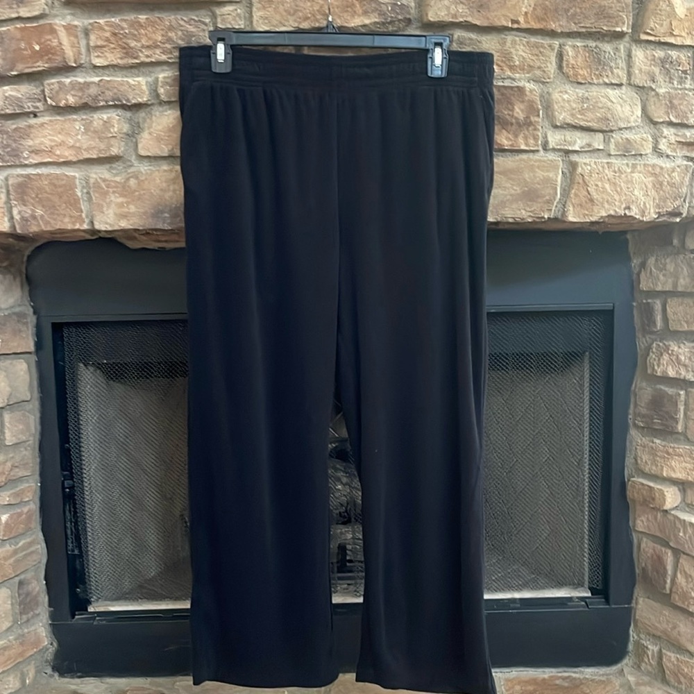 Black sweat pants with pockets. Size XL
